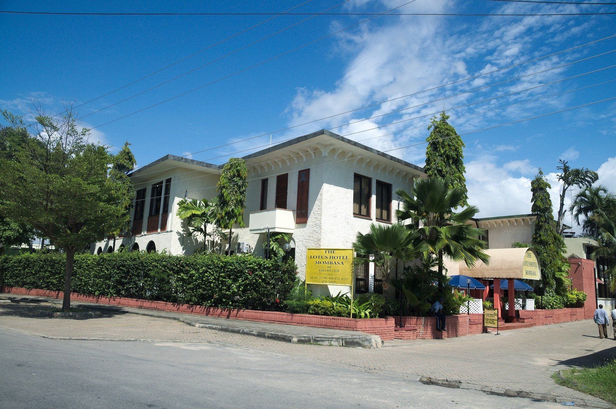 Lotus Hotel Mombasa Bagian luar foto